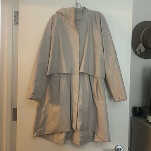 Athleta Edgewater Rainout Hooded Parka